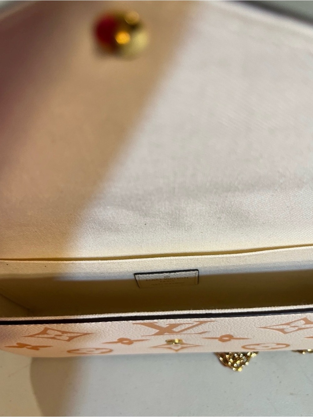 Monogram Cream & Tan Bag - Picture 3 of 3